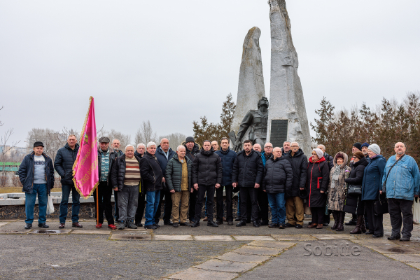 У Кам&rsquo;янському вшанували пам&rsquo;ять учасників бойових дій, які загинули на території інших держав: їхні побратими сьогодні також стоять на захисті України