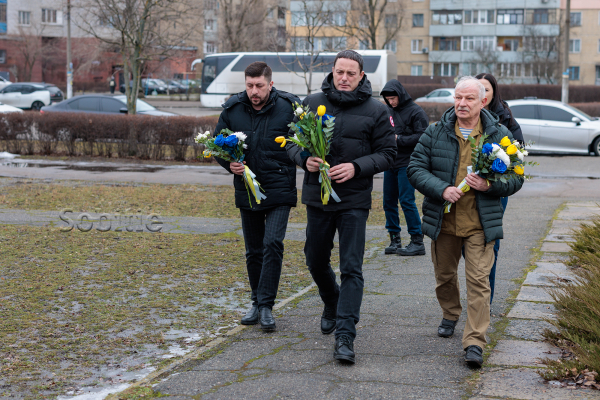 У Кам&rsquo;янському вшанували пам&rsquo;ять учасників бойових дій, які загинули на території інших держав: їхні побратими сьогодні також стоять на захисті України