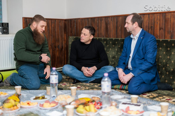 Мер Кам&rsquo;янського привітав мусульманську спільноту зі святом Рамадану