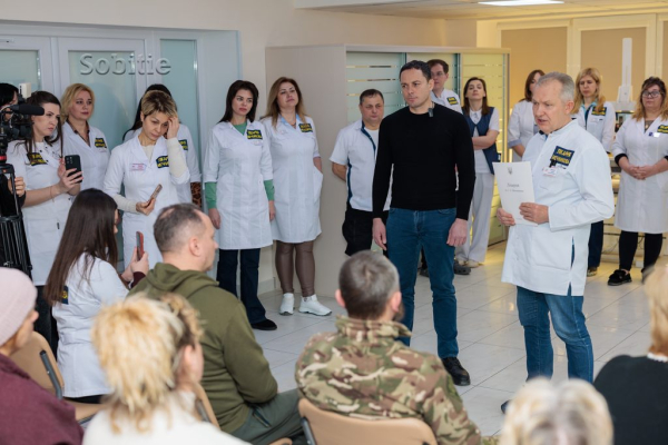Кам&rsquo;янське допомагає лікарні імені І. І. Мечникова відновлювати здоров&rsquo;я захисників та їхніх родин
