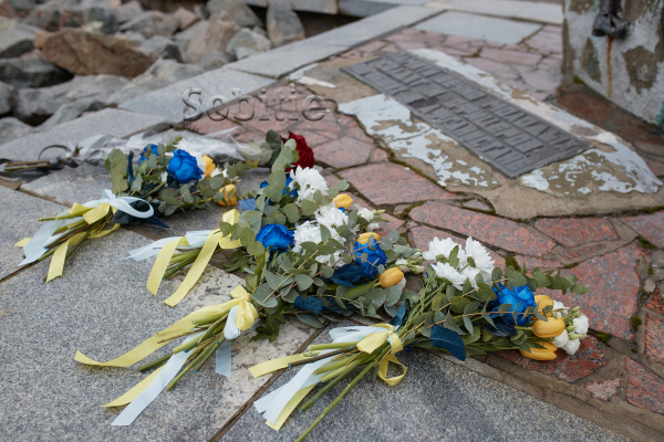 У Кам&rsquo;янському вшанували пам&rsquo;ять учасників бойових дій, які загинули на території інших держав: їхні побратими сьогодні також стоять на захисті України