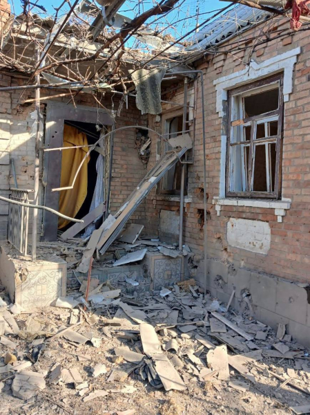 Одна людина загинула, ще одна поранена: ворог понад 40 разів атакував Дніпропетровщину