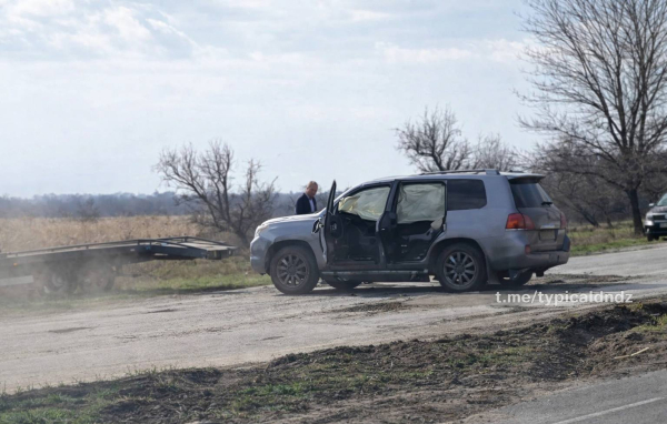 На трасі Кам&rsquo;янське &ndash; Дніпро перекинувся позашляховик