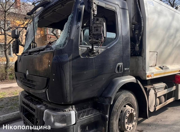 Майже пів сотні атак за день: на Дніпропетровщині поранено п&rsquo;ятьох людей, серед них &ndash; дитина