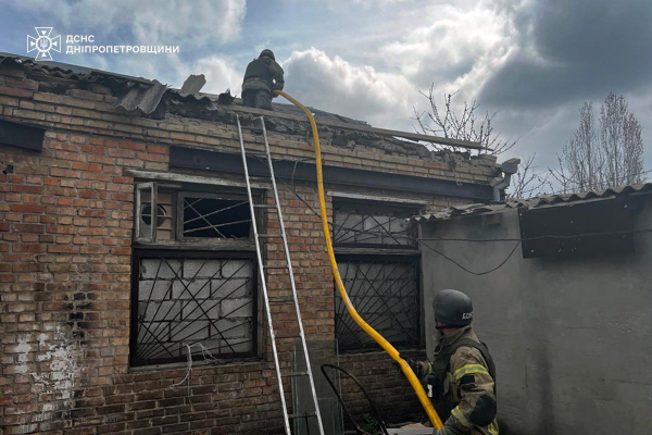 Майже 70 атак за день: на Дніпропетровщині одна людина загинула, ще 12 поранені