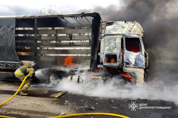 Ворог завдав понад 60 ударів по Дніпропетровщині: поранено 64-річну жінку