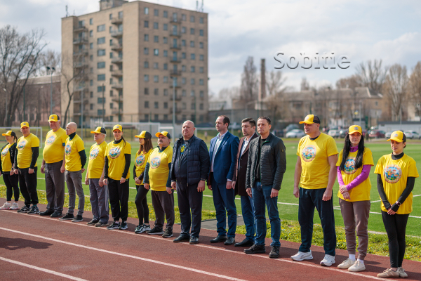&laquo;Кам&rsquo;янчанам &ndash; кам&rsquo;яні м&rsquo;язи&raquo;: у Кам&rsquo;янському стартувала міська програма безкоштовних спортивних занять
