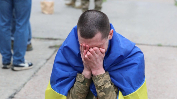Великоднє повернення: з російського полону визволено 182 українці